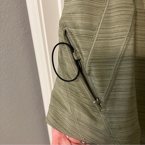 Athleta Pacifica UPF Zip Up Long-Sleeved Tee Shirt - Picture 7 of 11